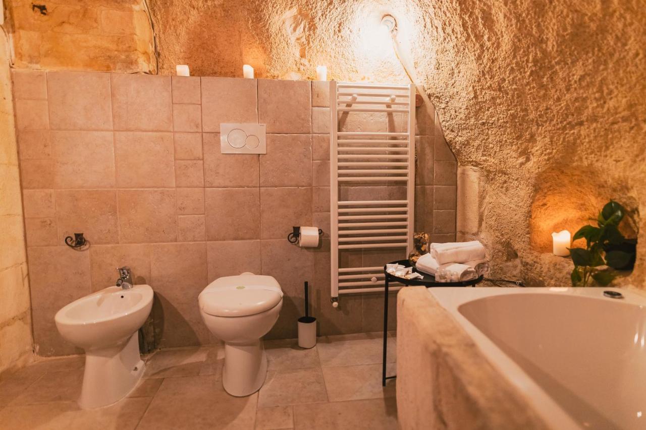 Sassi -Suite Inlapis - Casa Nella Pietra Matera Exterior photo